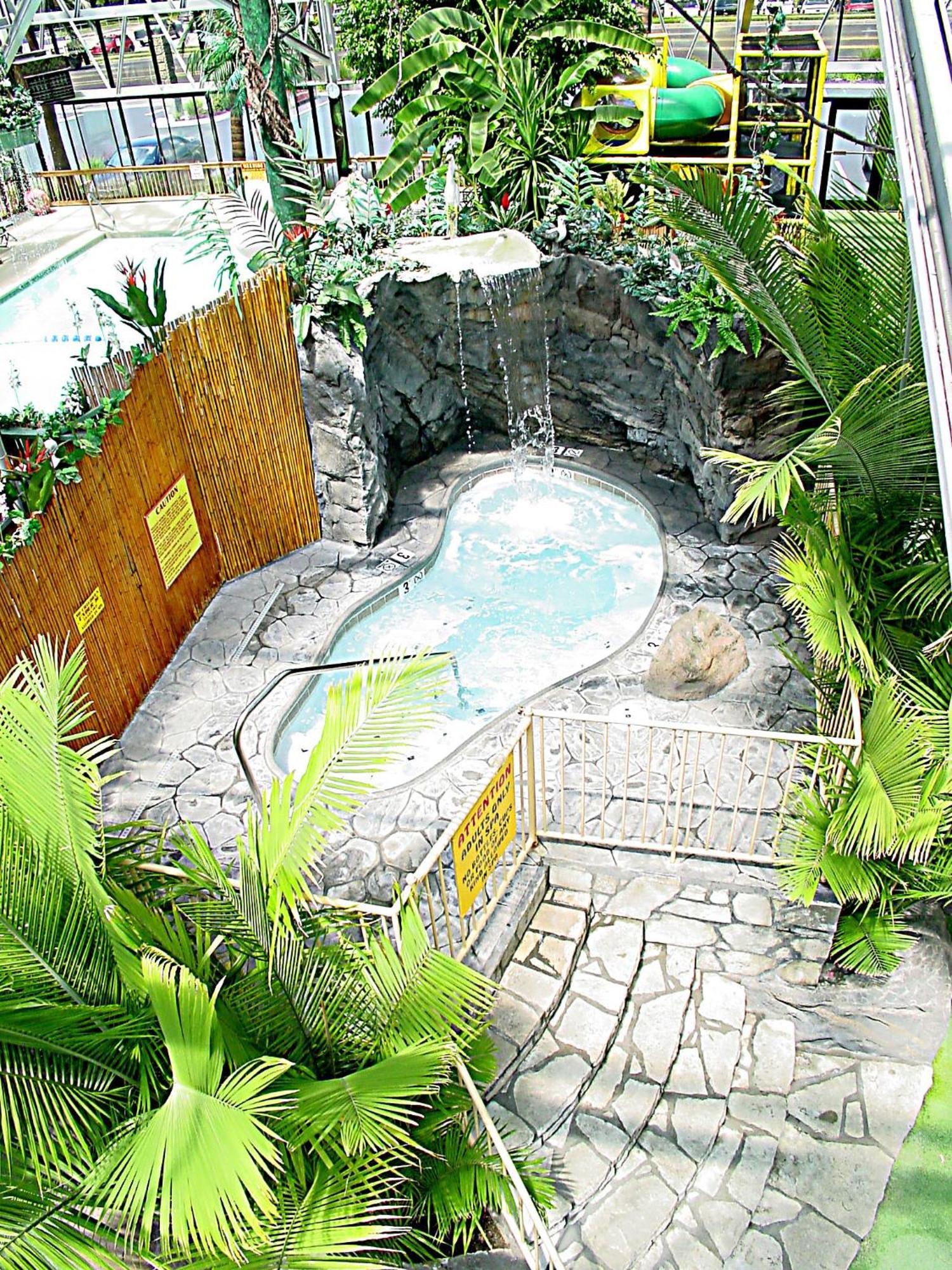 Wildwood Inn Florence Bagian luar foto
