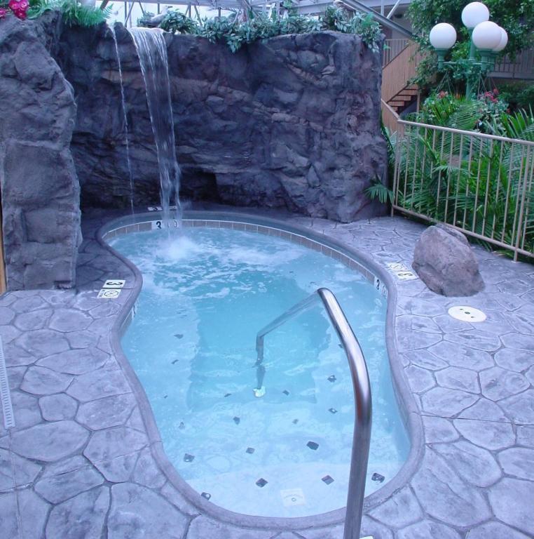 Wildwood Inn Florence Bagian luar foto