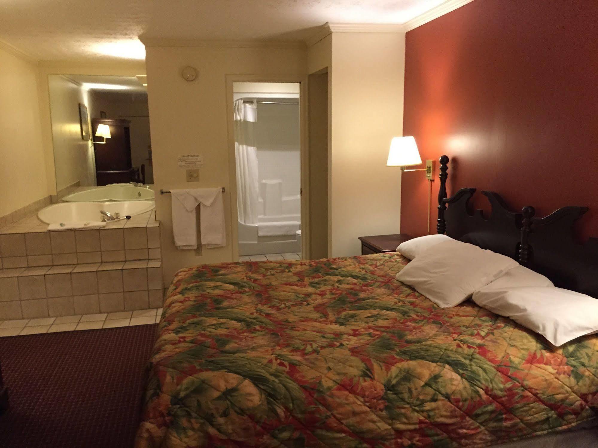 Wildwood Inn Florence Bagian luar foto